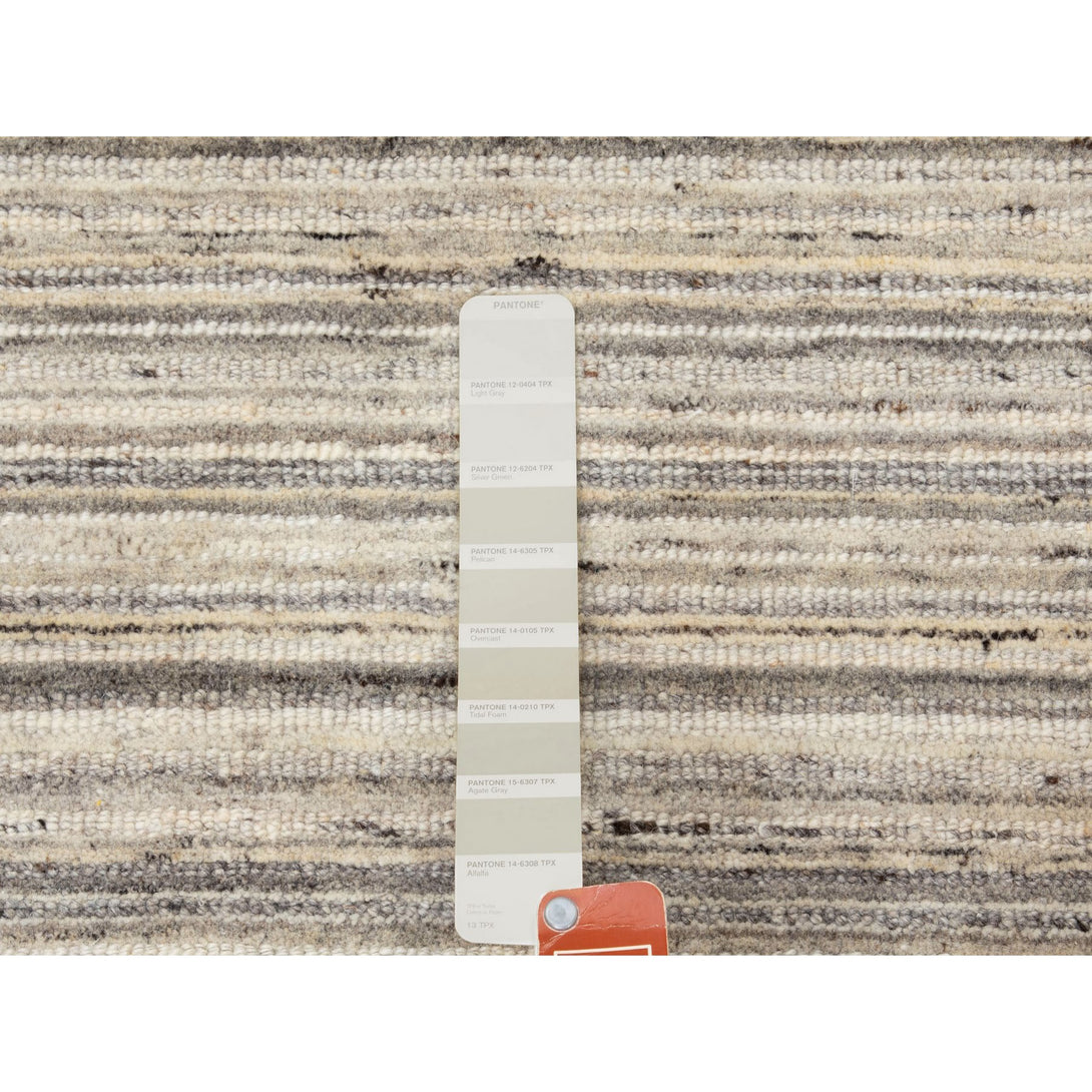 Hand Loomed Modern and Contemporary Area Rug > Design# CCSR58377 > Size: 6'-0" x 9'-0"