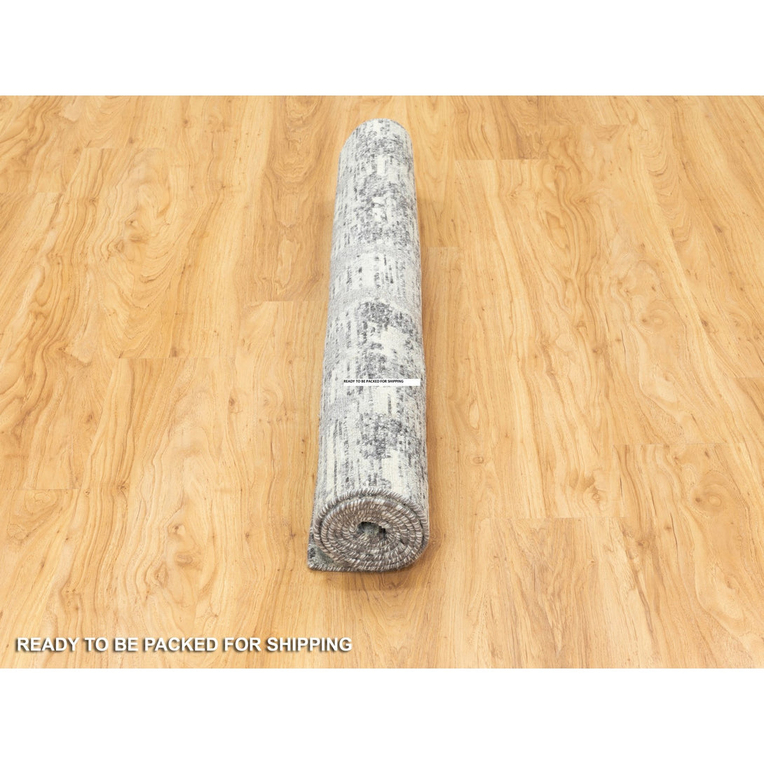 Hand Knotted Modern and Contemporary Area Rug > Design# CCSR58614 > Size: 4'-1" x 6'-2"