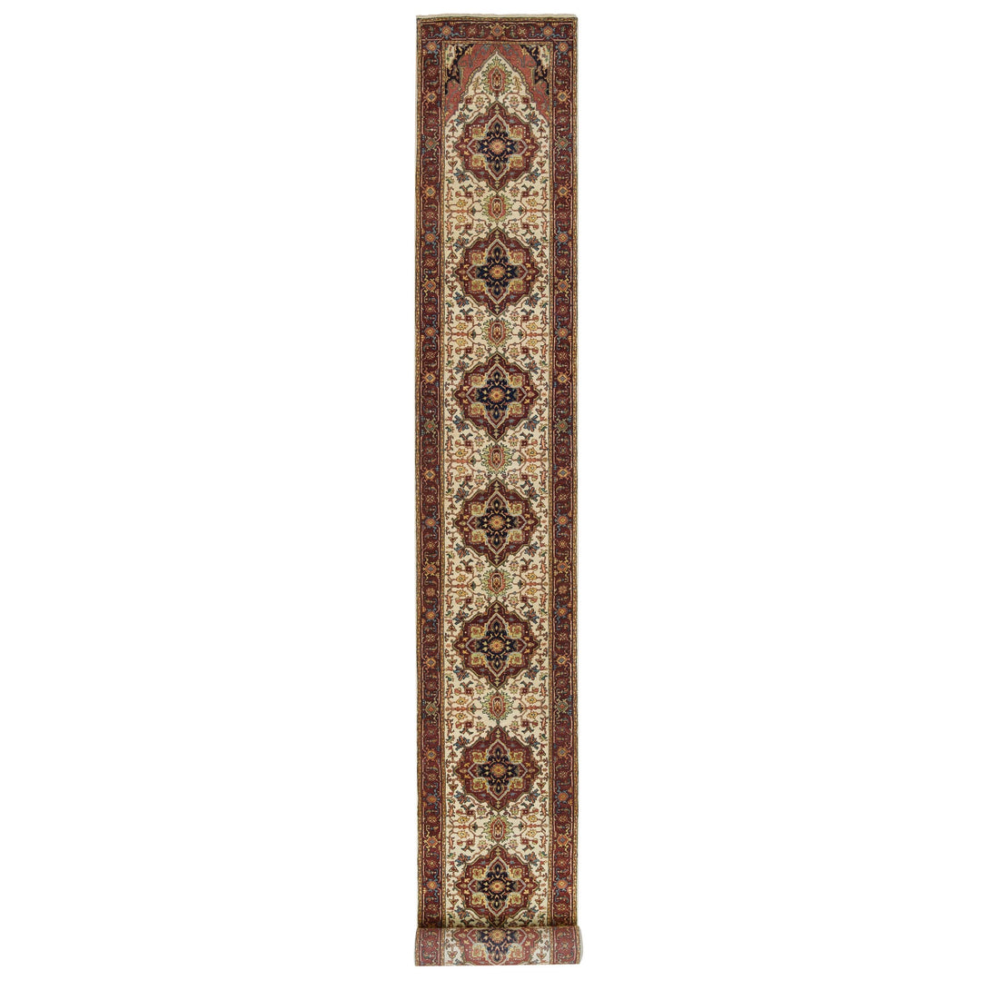 Handmade Heriz Runner > Design# CCSR65505 > Size: 2'-6" x 22'-0"