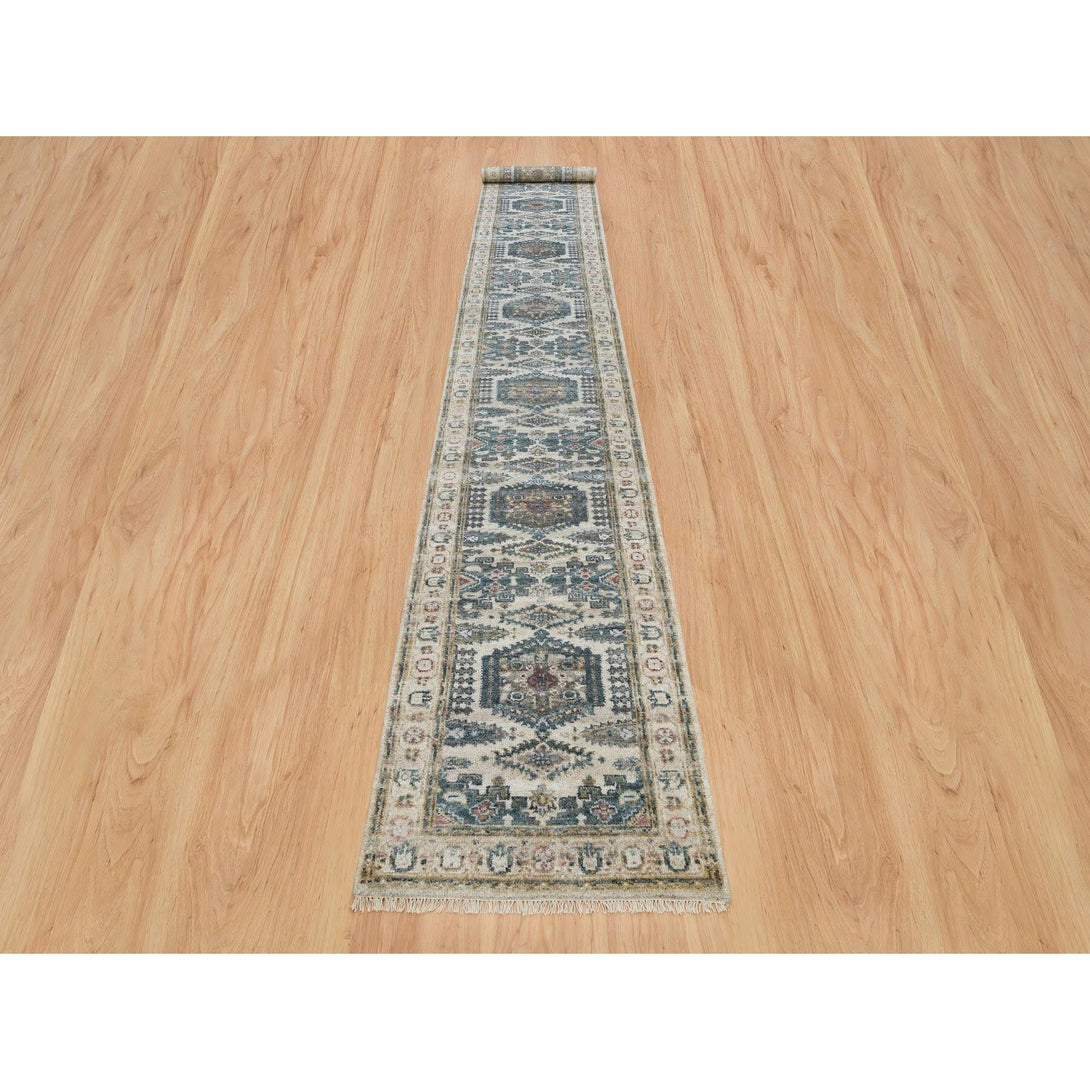 Handmade Tribal & Geometric Runner > Design# CCSR65884 > Size: 2'-6" x 17'-10"