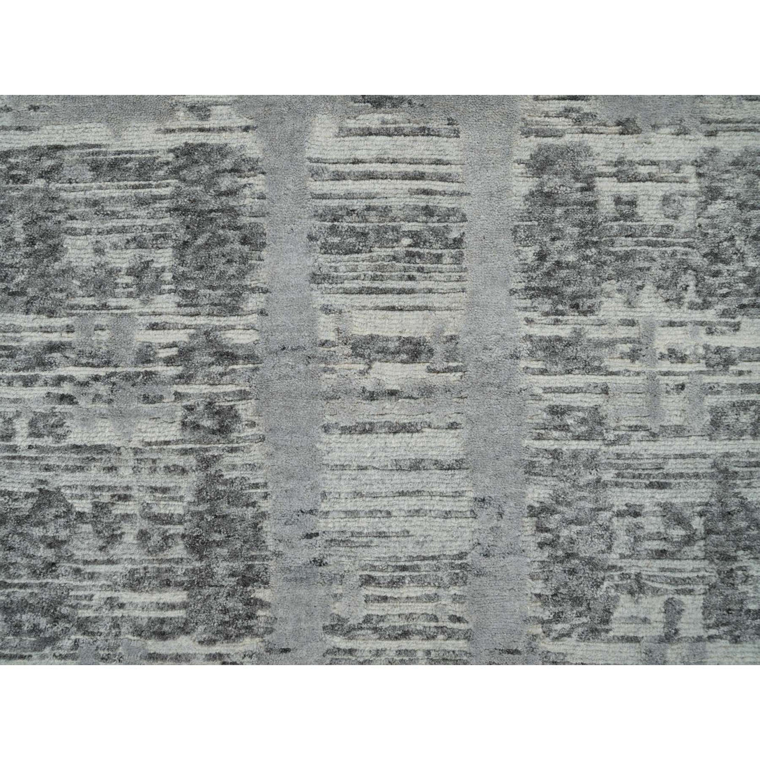 Handmade Modern and Contemporary Runner > Design# CCSR65956 > Size: 2'-7" x 25'-6"