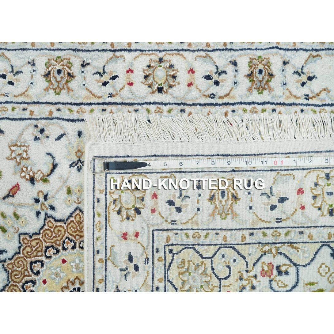 Handmade Fine Oriental Runner > Design# CCSR65989 > Size: 2'-7" x 8'-1"