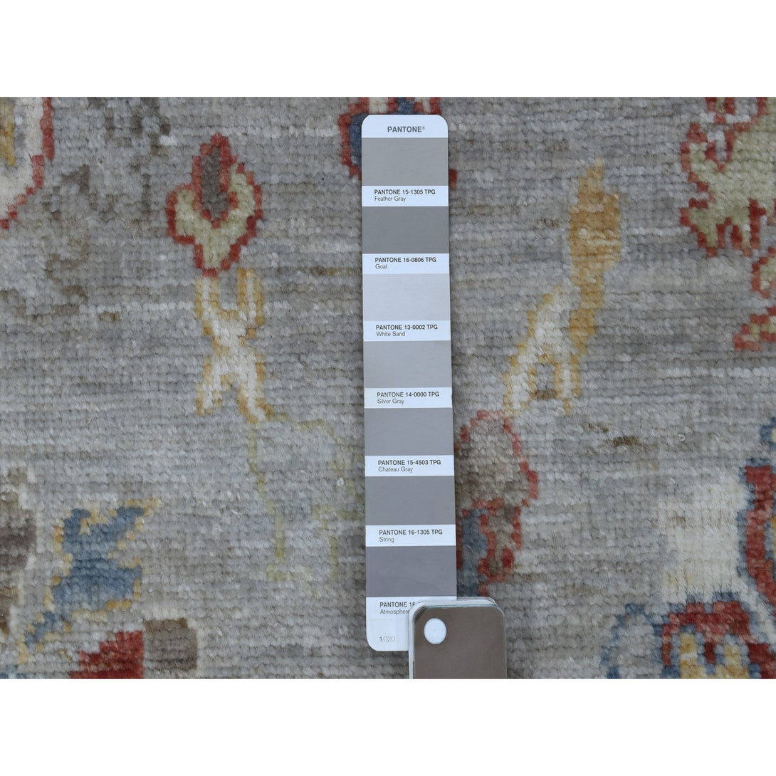 Hand Knotted Traditional Decorative Area Rug > Design# CCSR67277 > Size: 4'-1" x 6'-0"