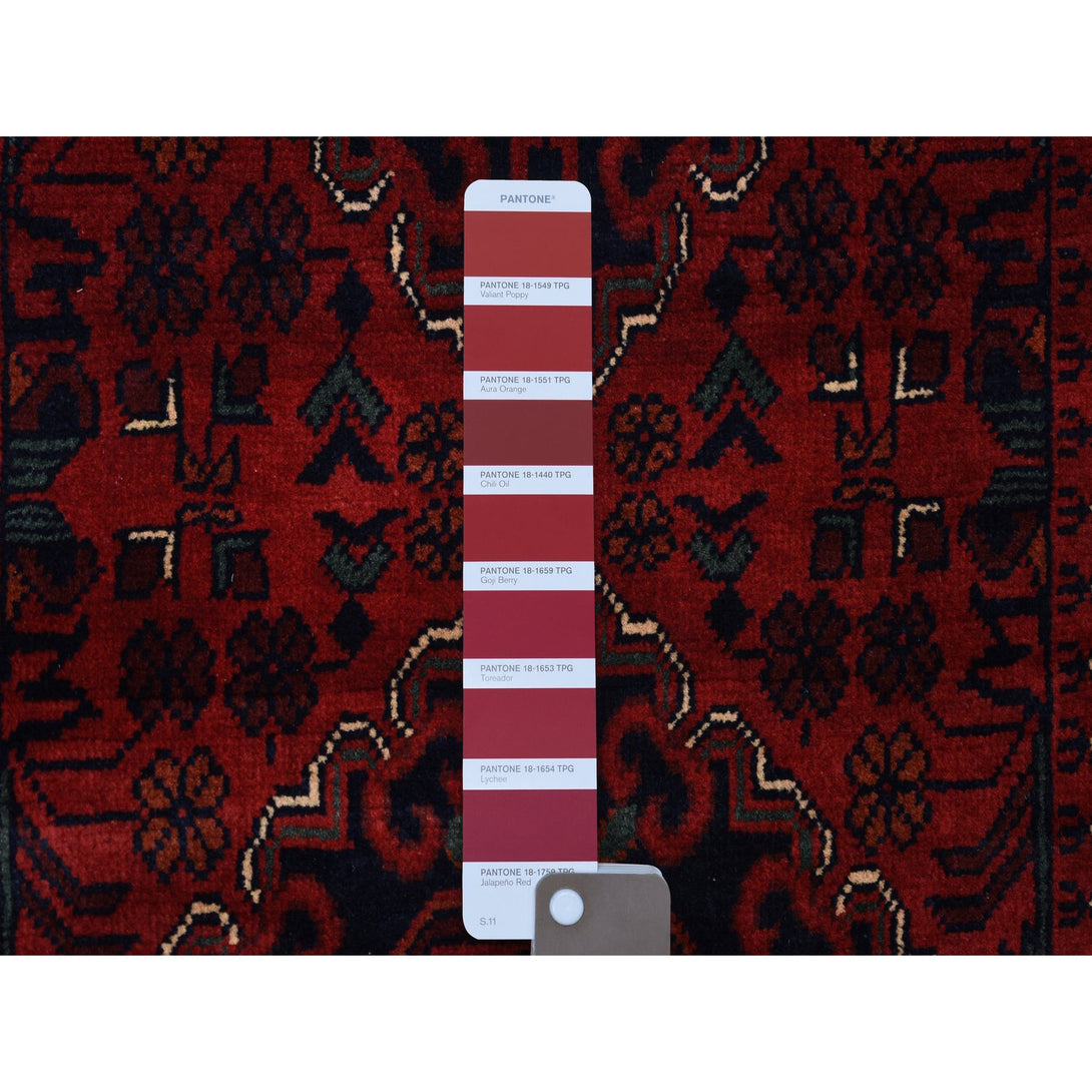 Handmade Tribal & Geometric Runner > Design# CCSR71818 > Size: 2'-8" x 9'-4"