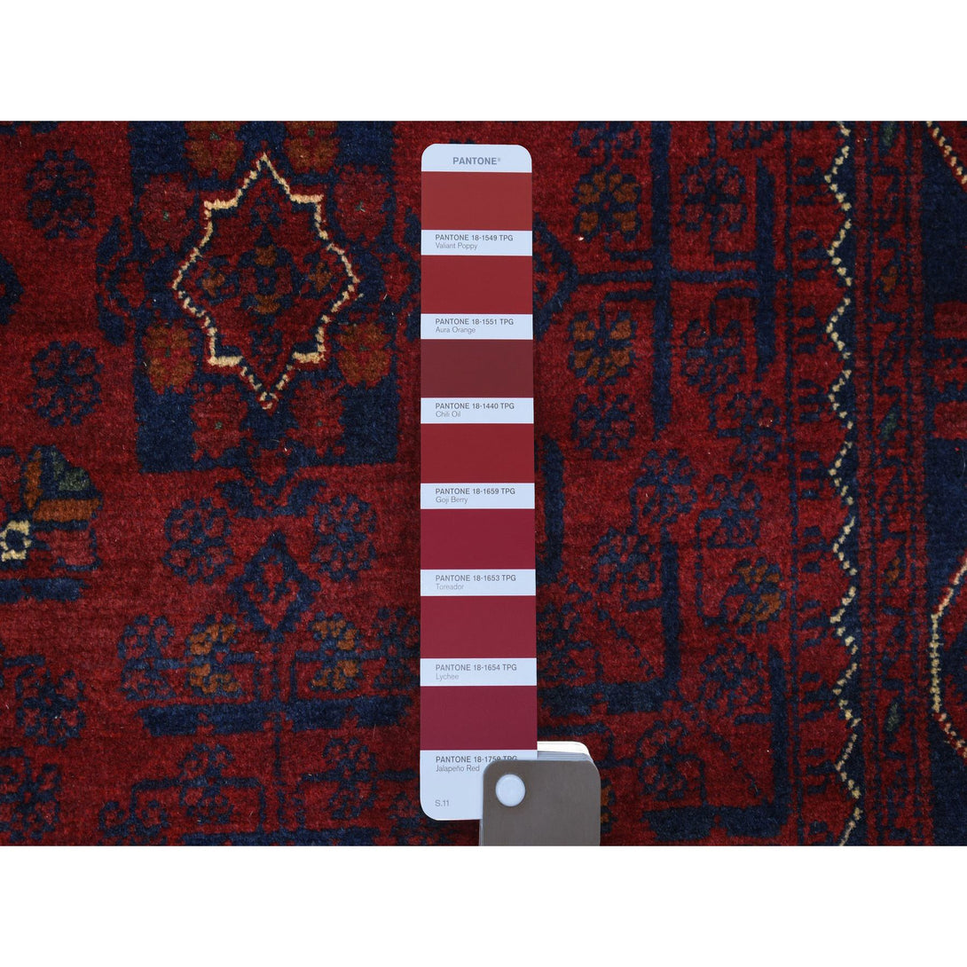 Handmade Tribal & Geometric Runner > Design# CCSR72028 > Size: 2'-8" x 9'-6"