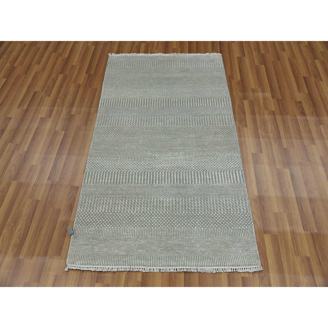 Handmade Modern and Contemporary Area Rug > Design# CCSR79353 > Size: 3'-0" x 5'-3"